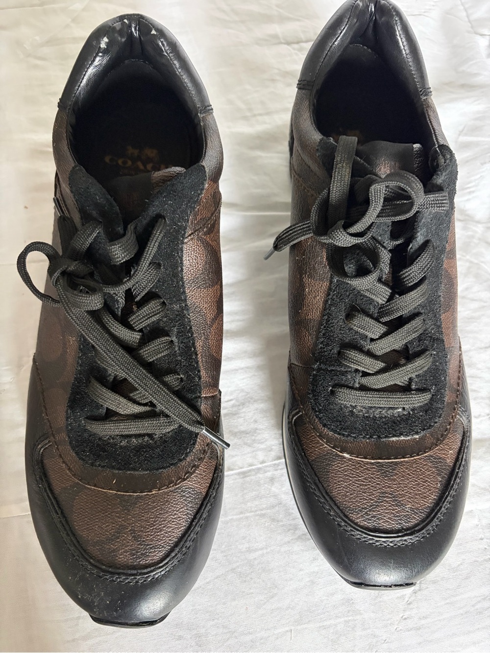 Coach Women’s Brown and Black Low-Top Lace Sneakers